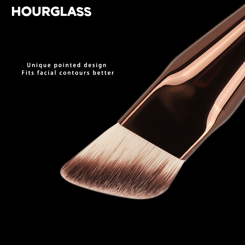 Угловые кисти для жидкой основ – обзор и цена Huda Beauty Makeup Brush Set