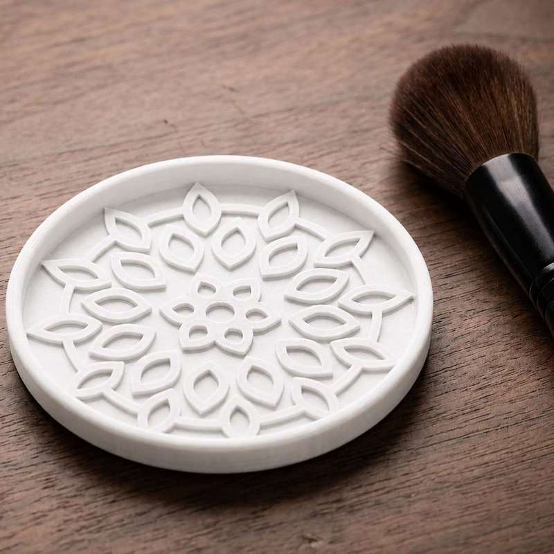 Дисковидный очиститель космети – обзор и цена Beauty Makeup Brushes